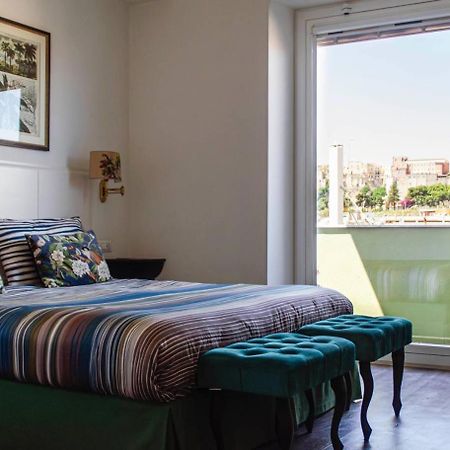 Eleventh Floor Suites Кальяри Экстерьер фото