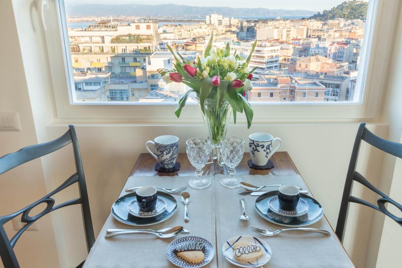 Eleventh Floor Suites Кальяри Экстерьер фото