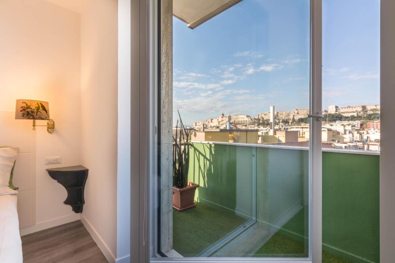 Eleventh Floor Suites Кальяри Экстерьер фото