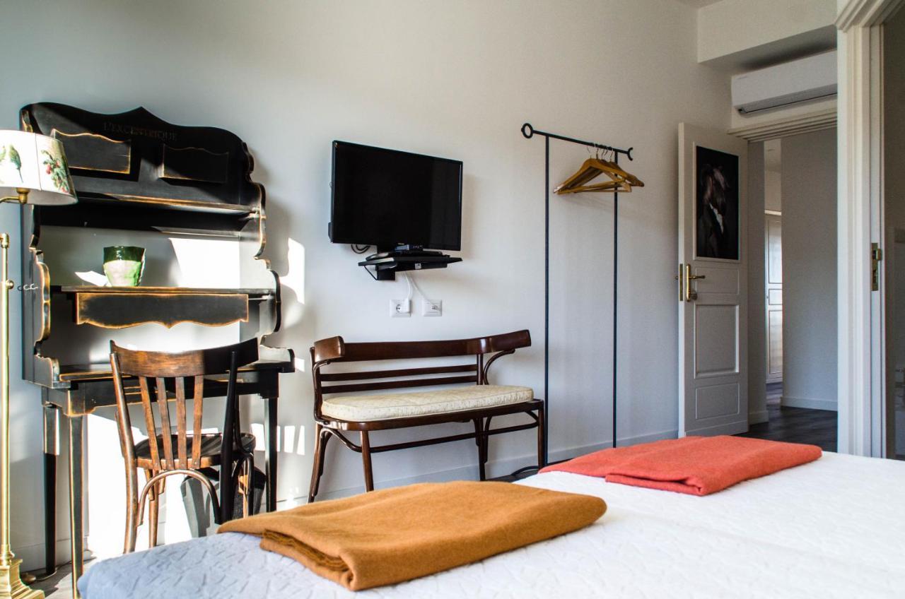 Eleventh Floor Suites Кальяри Экстерьер фото