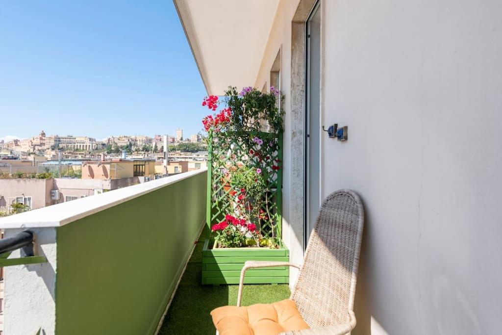 Eleventh Floor Suites Кальяри Экстерьер фото