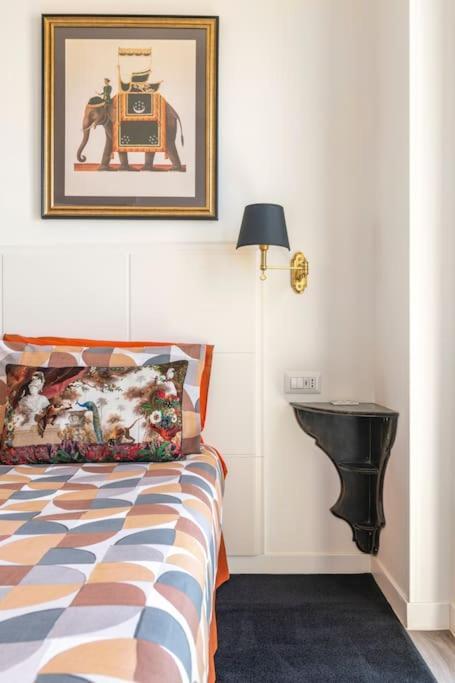 Eleventh Floor Suites Кальяри Экстерьер фото